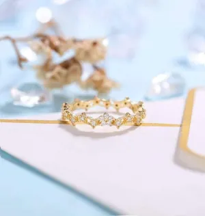 10K Yellow Gold Moissnaite Stackable Wedding Band