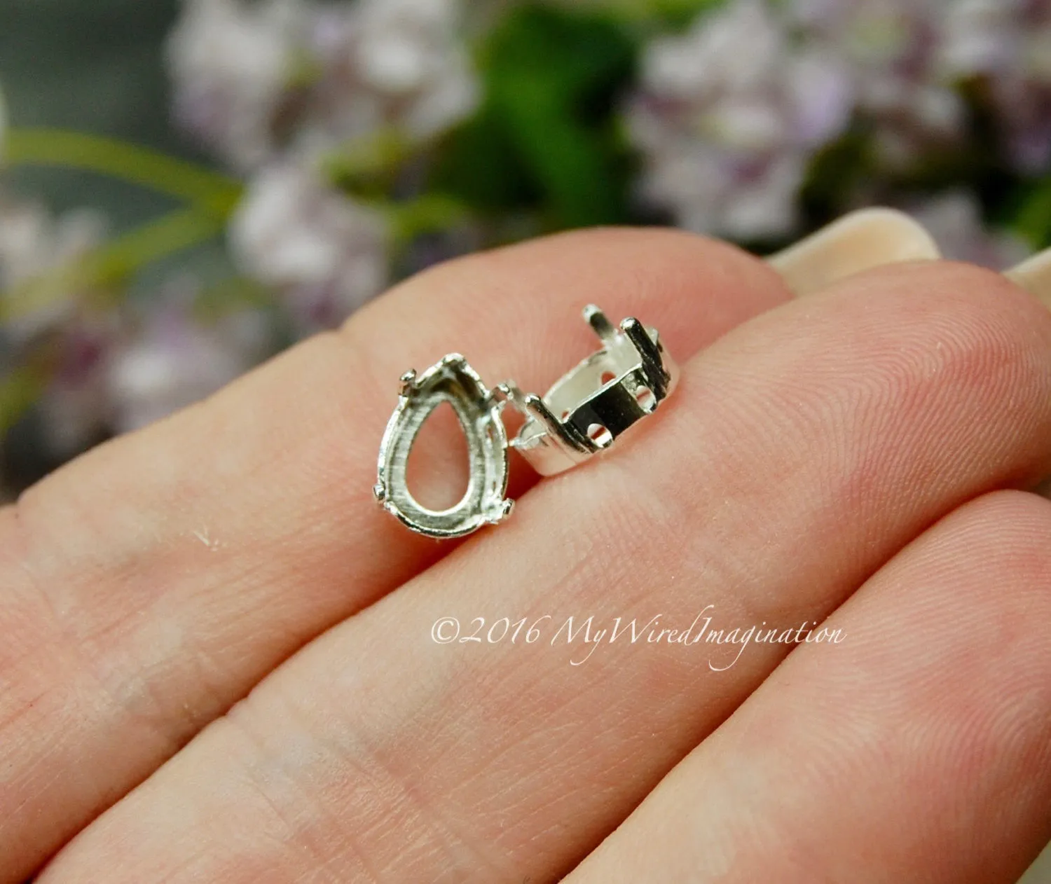 10x7 mm Pear Shaped, 4320 Rhinestone Settings, 2 pcs Silver or Gold Plated Crystal Settings