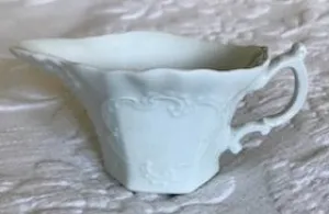 18th Century Worcester Porcelain Wigornia Creamboat.