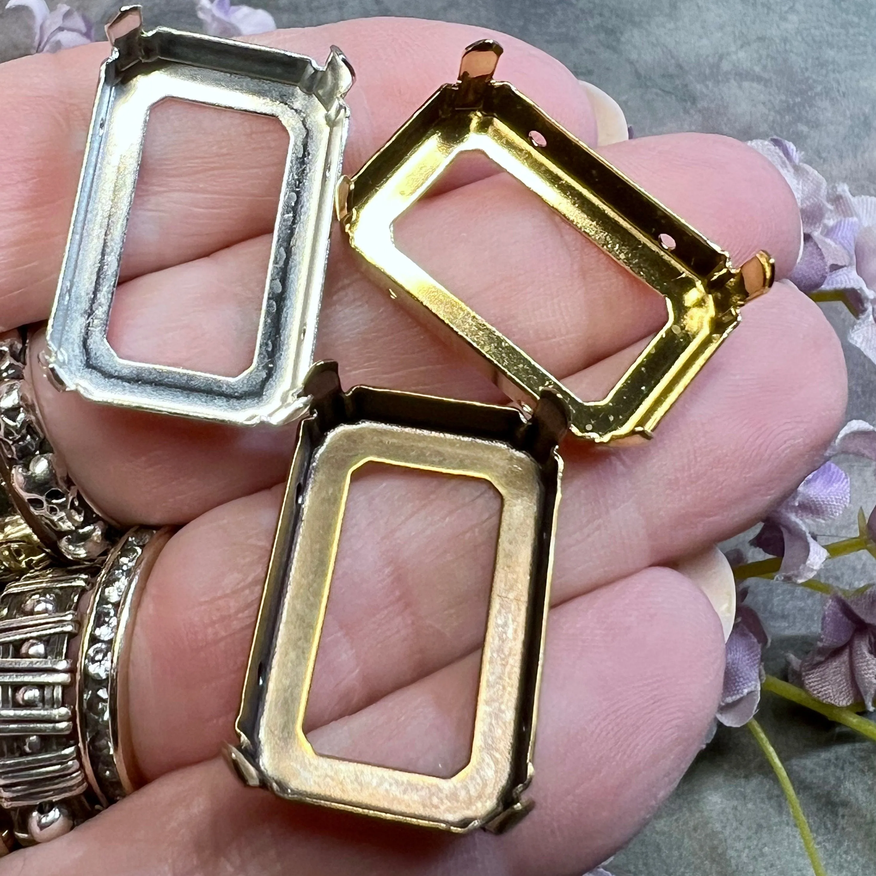 27x18.5mm Octagon Settings, Art 4627,  2 Pieces Silver Plated, Gold Plated, Antique Bronze Plated Gemstone Crystal setting, Bead Embroidery
