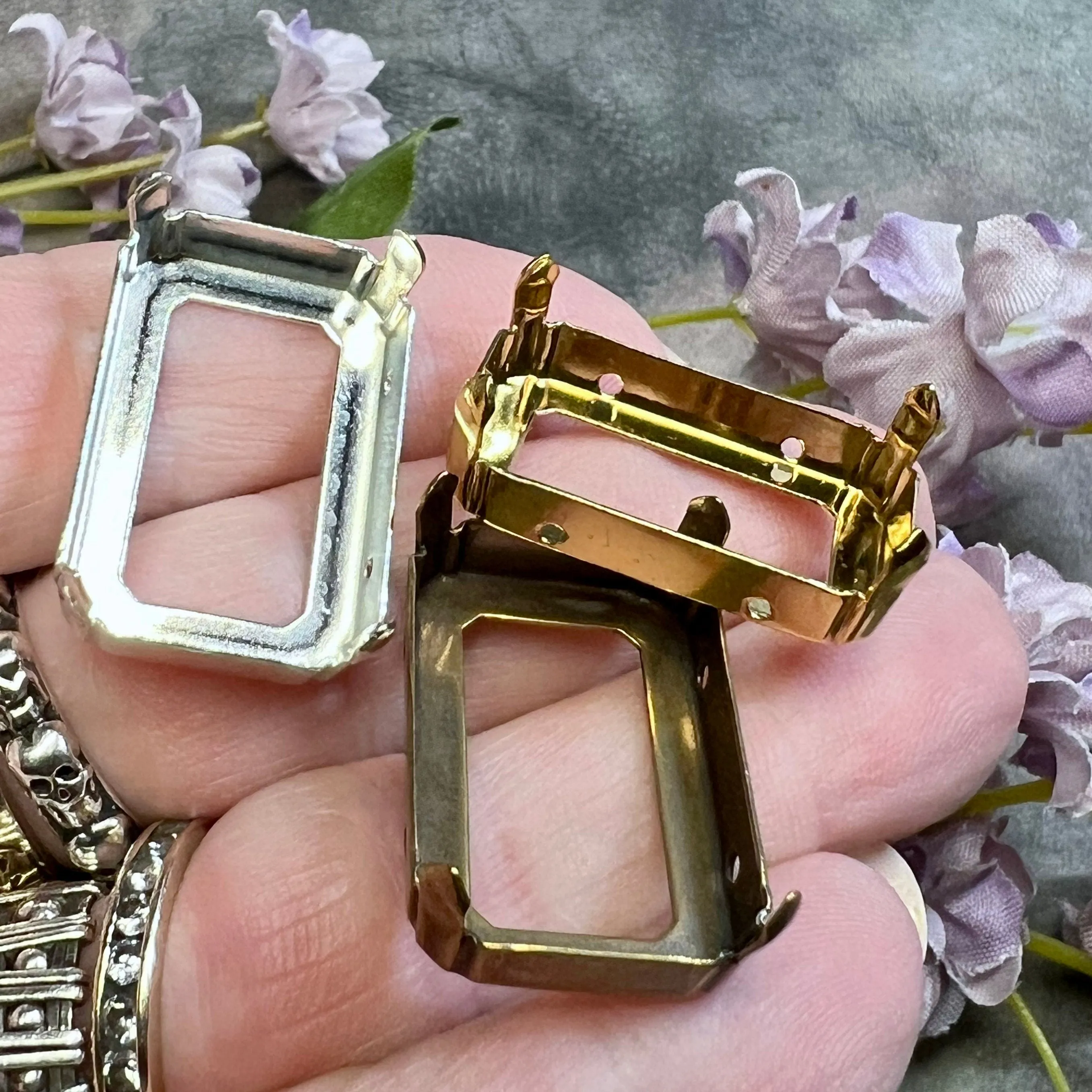 27x18.5mm Octagon Settings, Art 4627,  2 Pieces Silver Plated, Gold Plated, Antique Bronze Plated Gemstone Crystal setting, Bead Embroidery