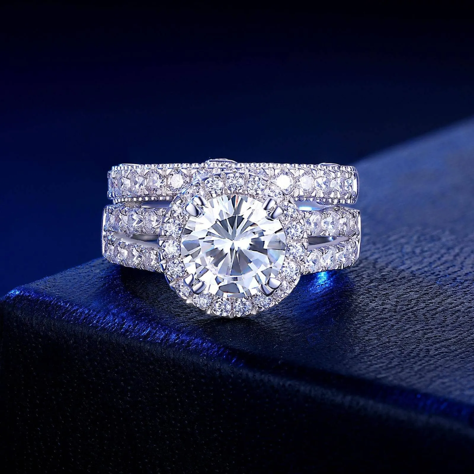 3.5ct Halo Brilliant Round Cut Created Diamond Engagement Ring Set