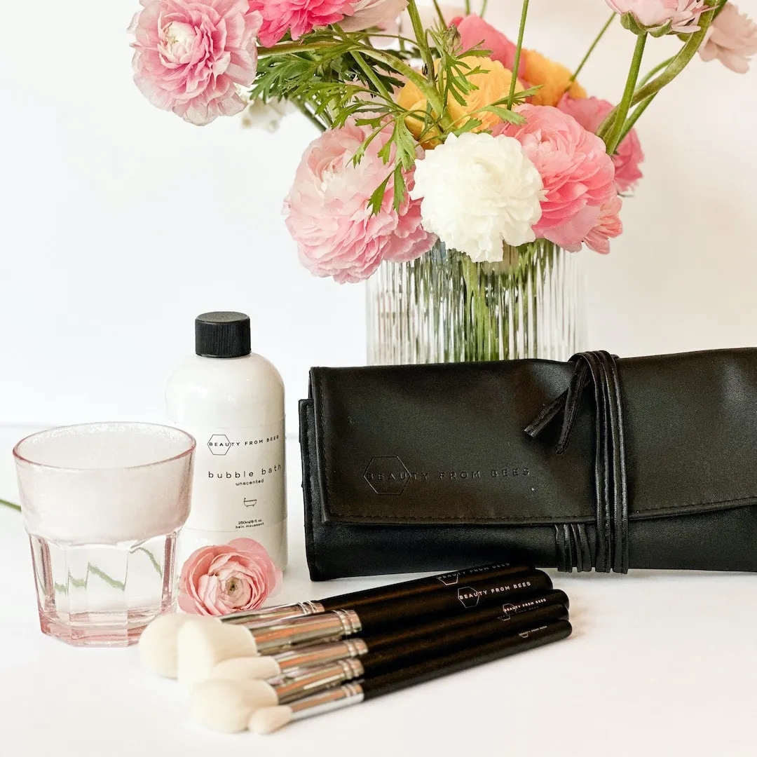 7-Piece Makeup Brush Roll