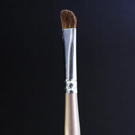 Angle Fluff Eyeshadow Brush