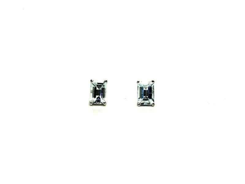 Aquamarine Stud Emd Cut Ad No.0969 (6/4mm )