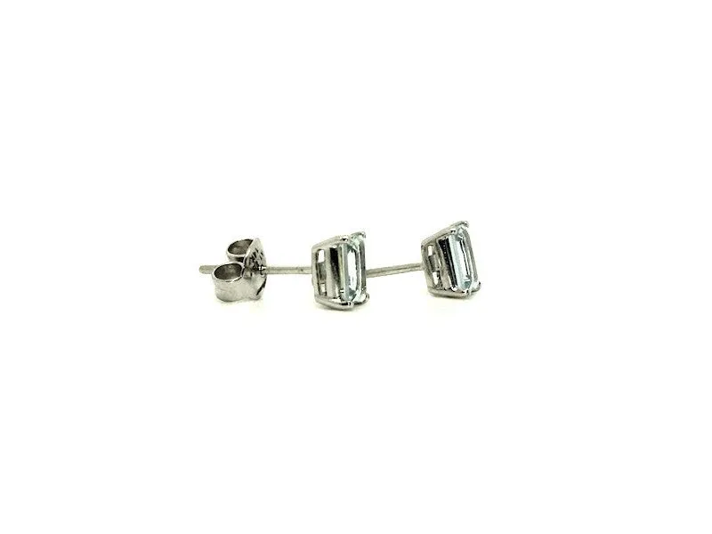 Aquamarine Stud Emd Cut Ad No.0969 (6/4mm )