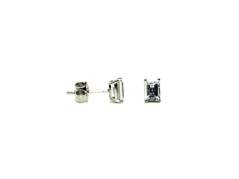 Aquamarine Stud Emd Cut Ad No.0969 (6/4mm )