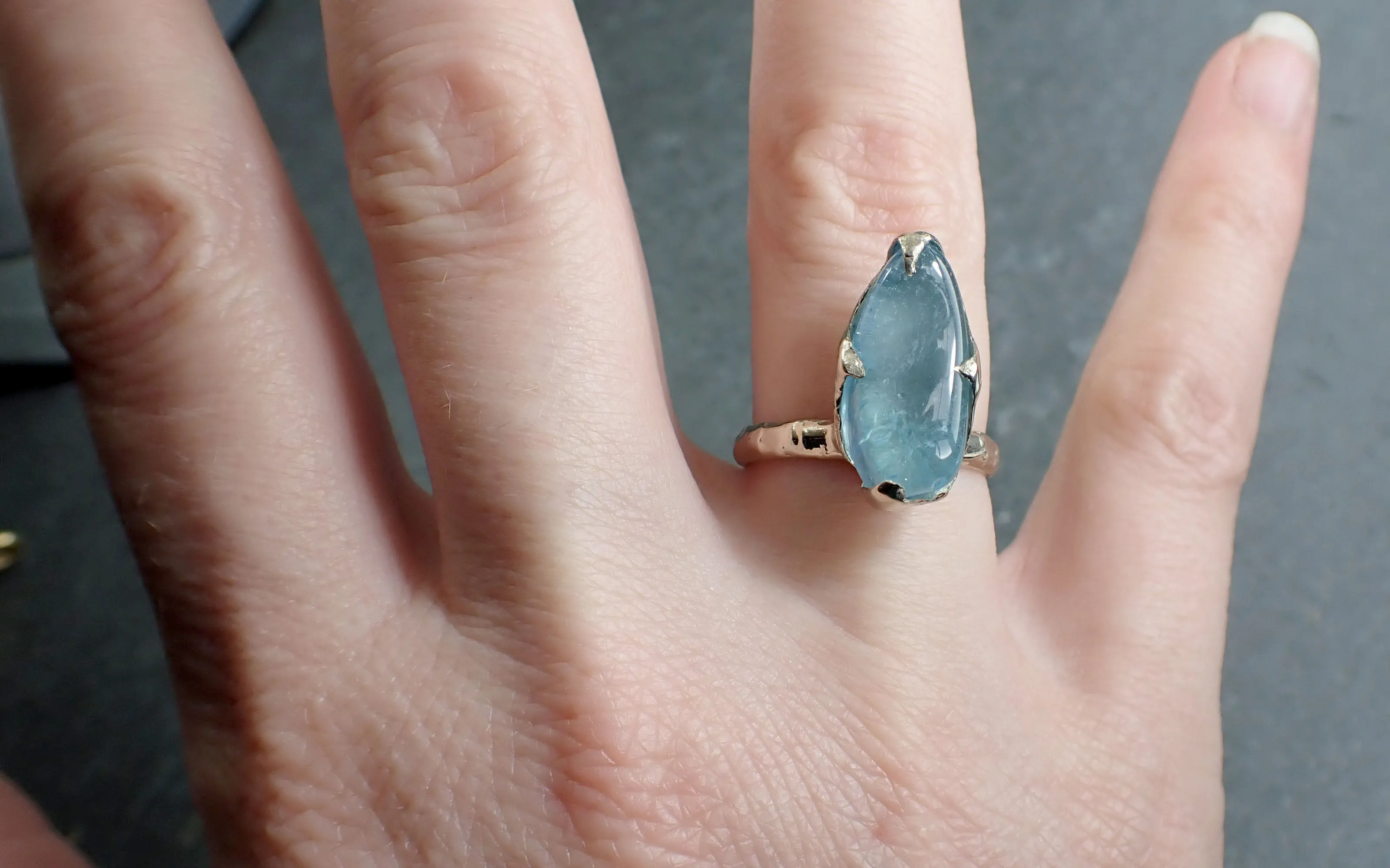 Aquamarine tumbled White 14k gold Solitaire gemstone ring 2819