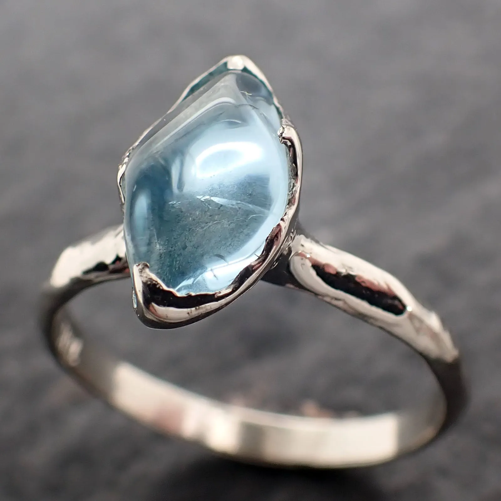 Aquamarine tumbled White 18k gold Solitaire gemstone ring 2775