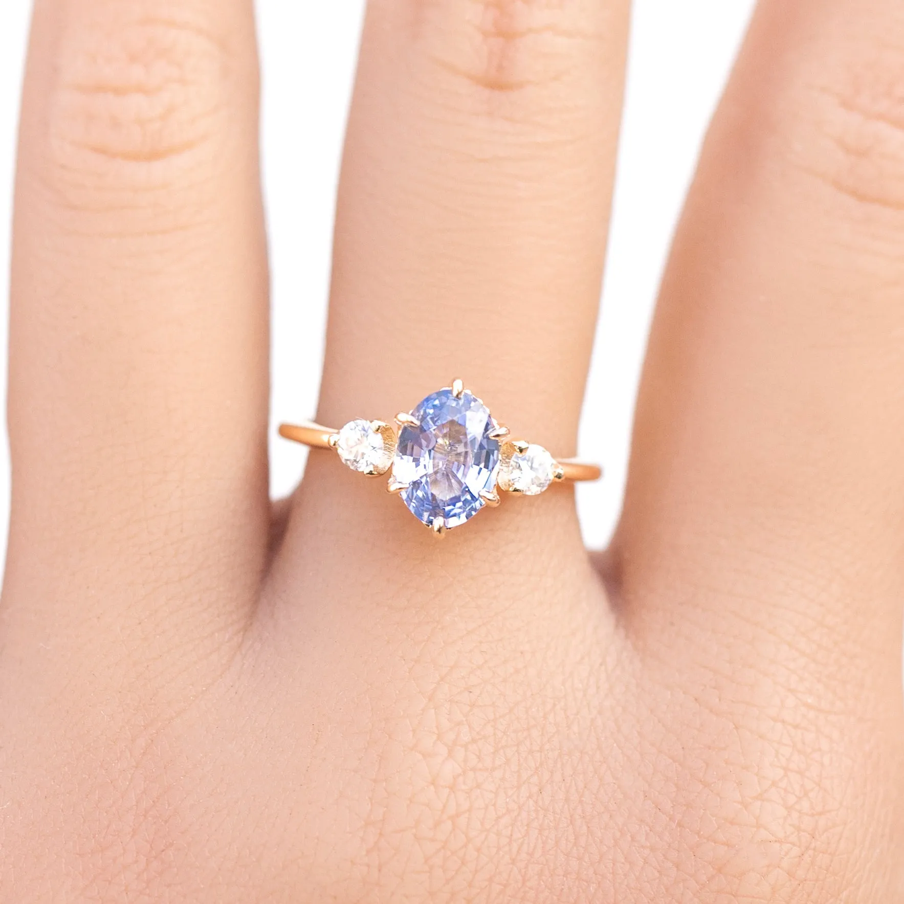 Ayana Ring, 1.30ct Blue Srilanka Sapphire