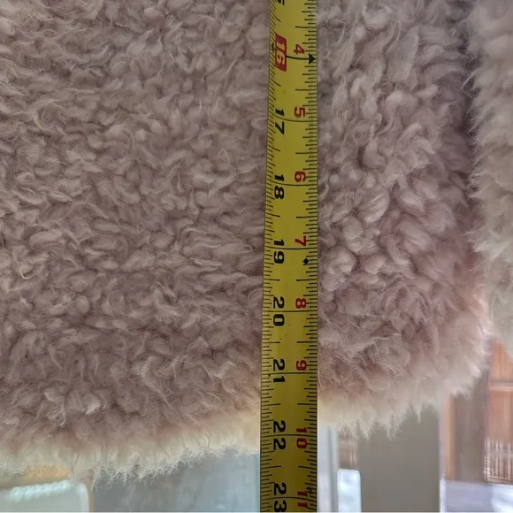 BB Dakota Hugs Don’t Lie Cropped 3/4 Sleeve Cream Faux Fur Coat Jacket Large