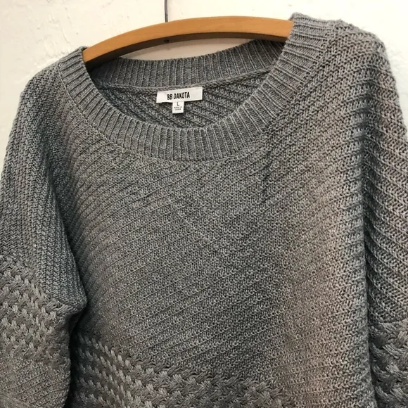 BB Dakota Womens Candace Sweater NEW