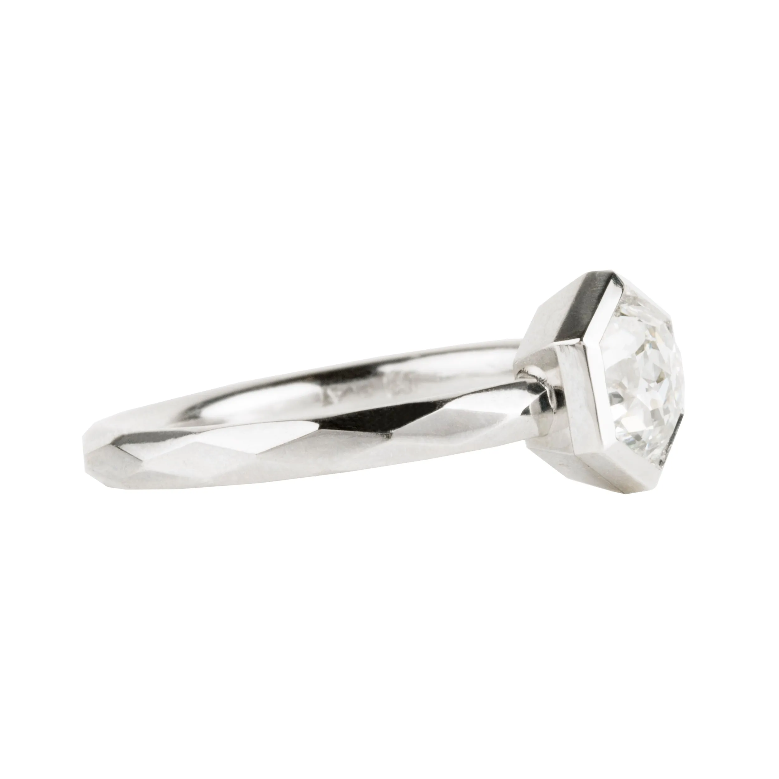 Bell and Bird No.3929 Platinum Solitaire Ring