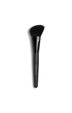 BLOOMING BLUSH BRUSH