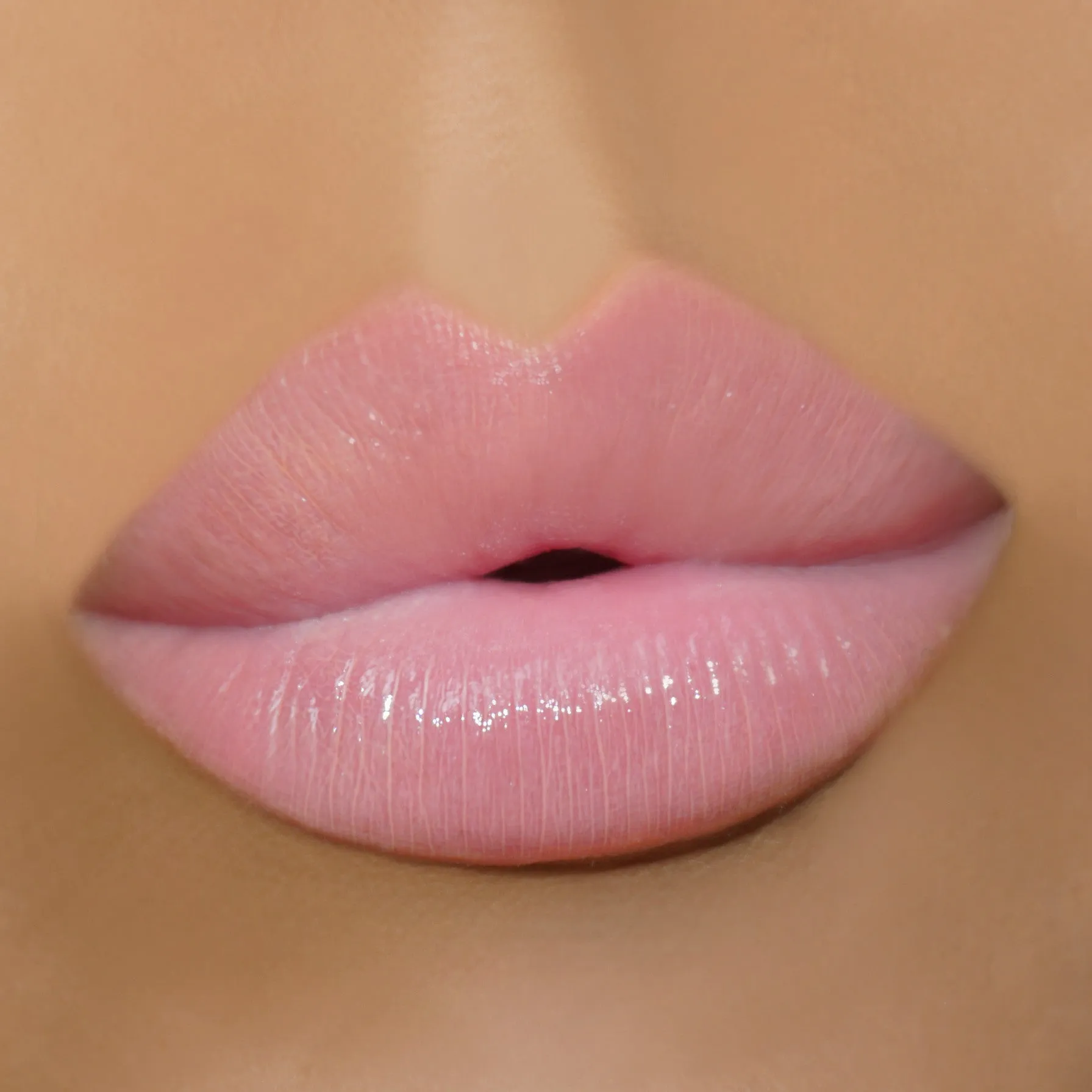 BOSSY LIP GLOSS