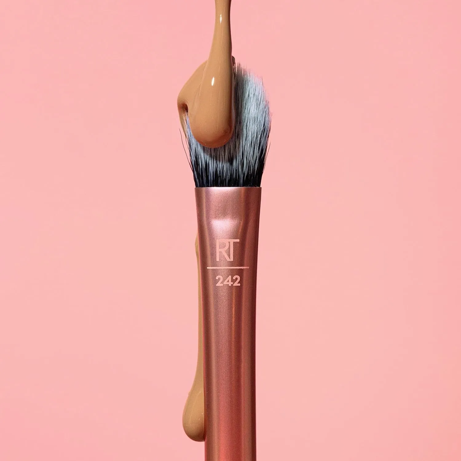Brightening Concealer Makeup Brush, Viral Kitten Paw Brush Conceals under Eyes, & Imperfections, Cover Dark Circles, for Brightener & Concealer, RT 242 Brush, Cruelty-Free, 1 Count