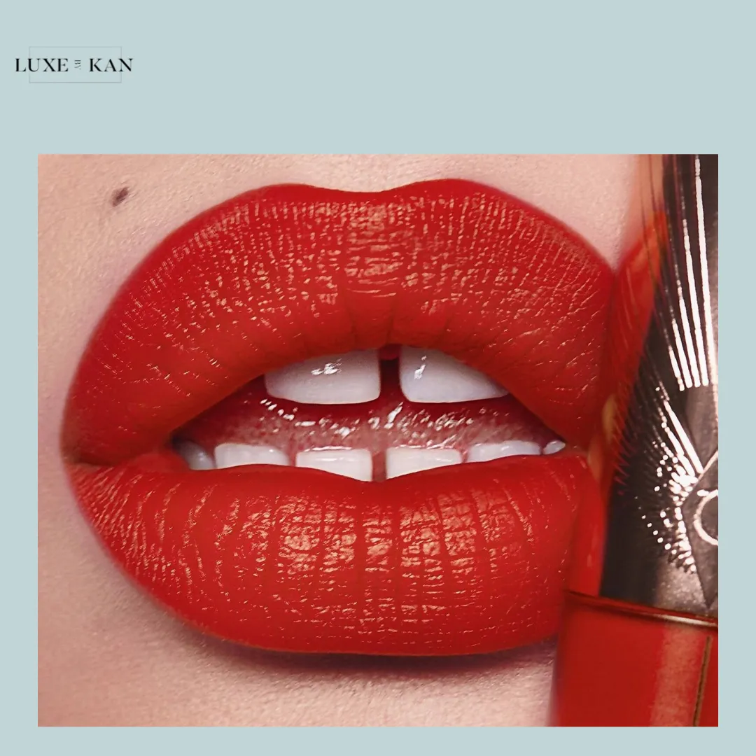 CHARLOTTE TILBURY Airbrush Flawless Lip Blur
