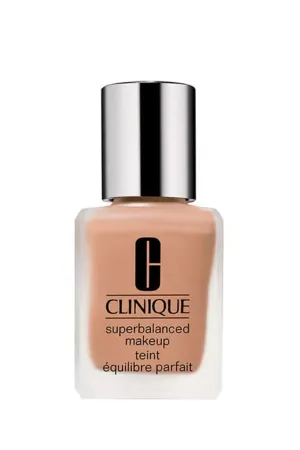 CLINIQUE  Superbalanced Makeup  09 Sand 30ml