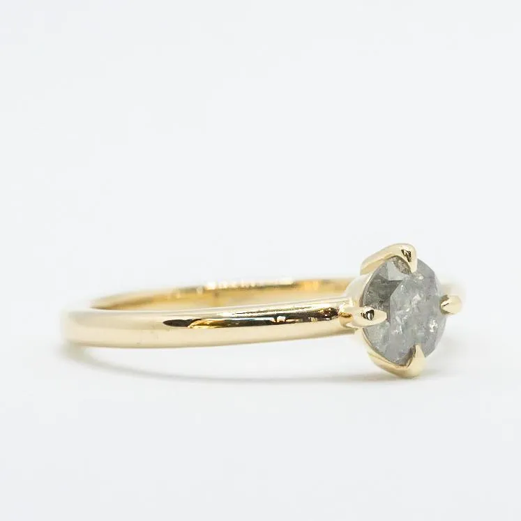 Compass-Set Icy Diamond Ring in 14k Yellow Gold No.2