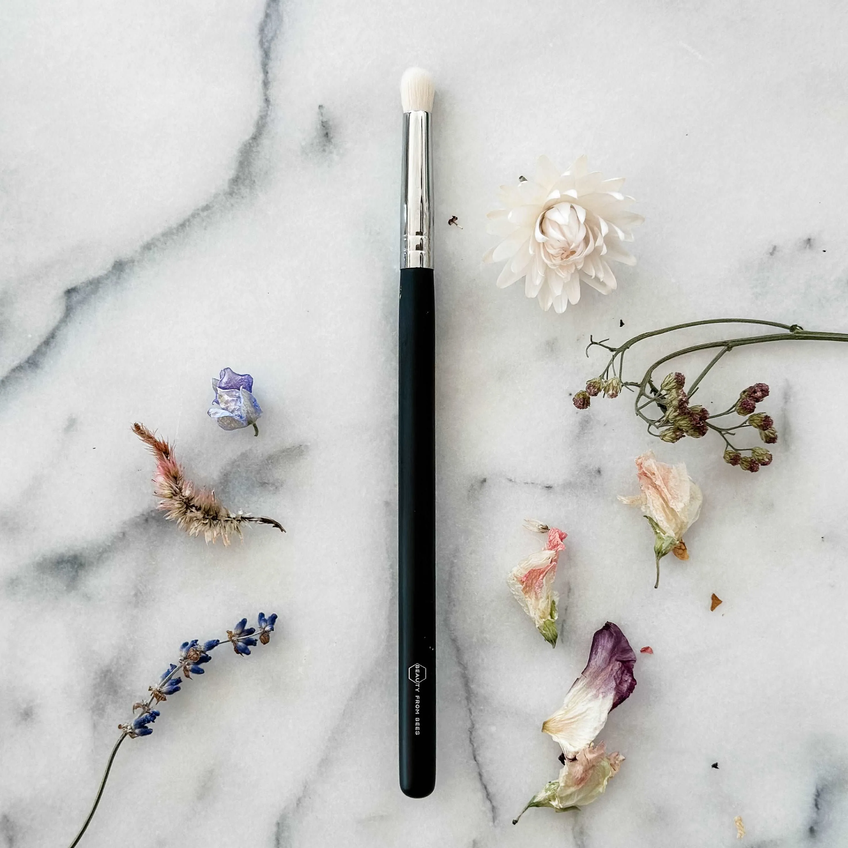 Crease Smudging Brush