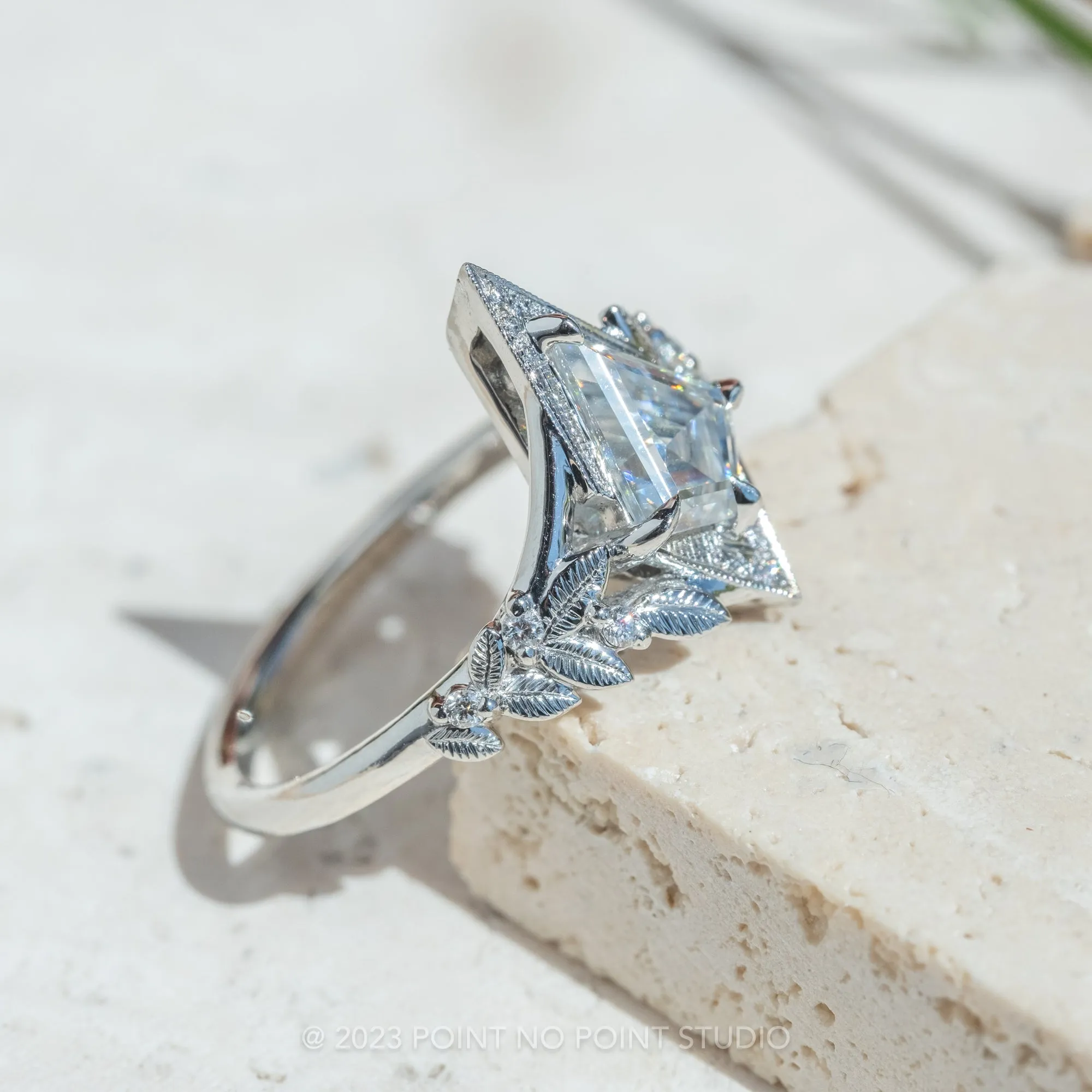 Custom Thistle Setting