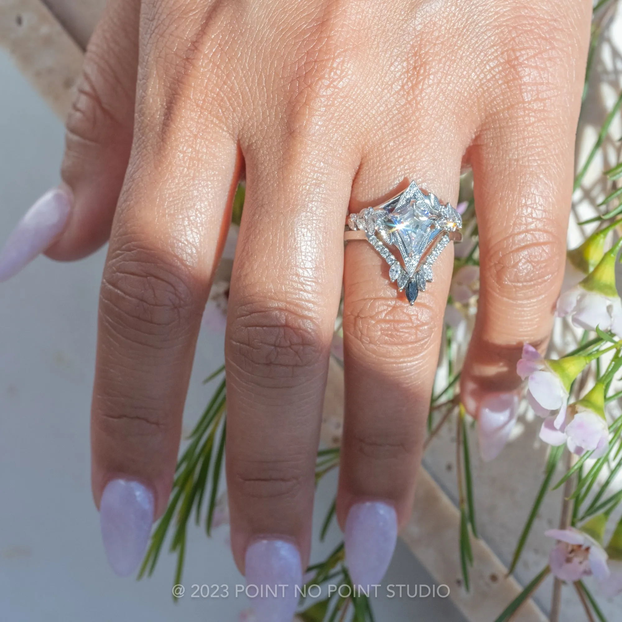 Custom Thistle Setting