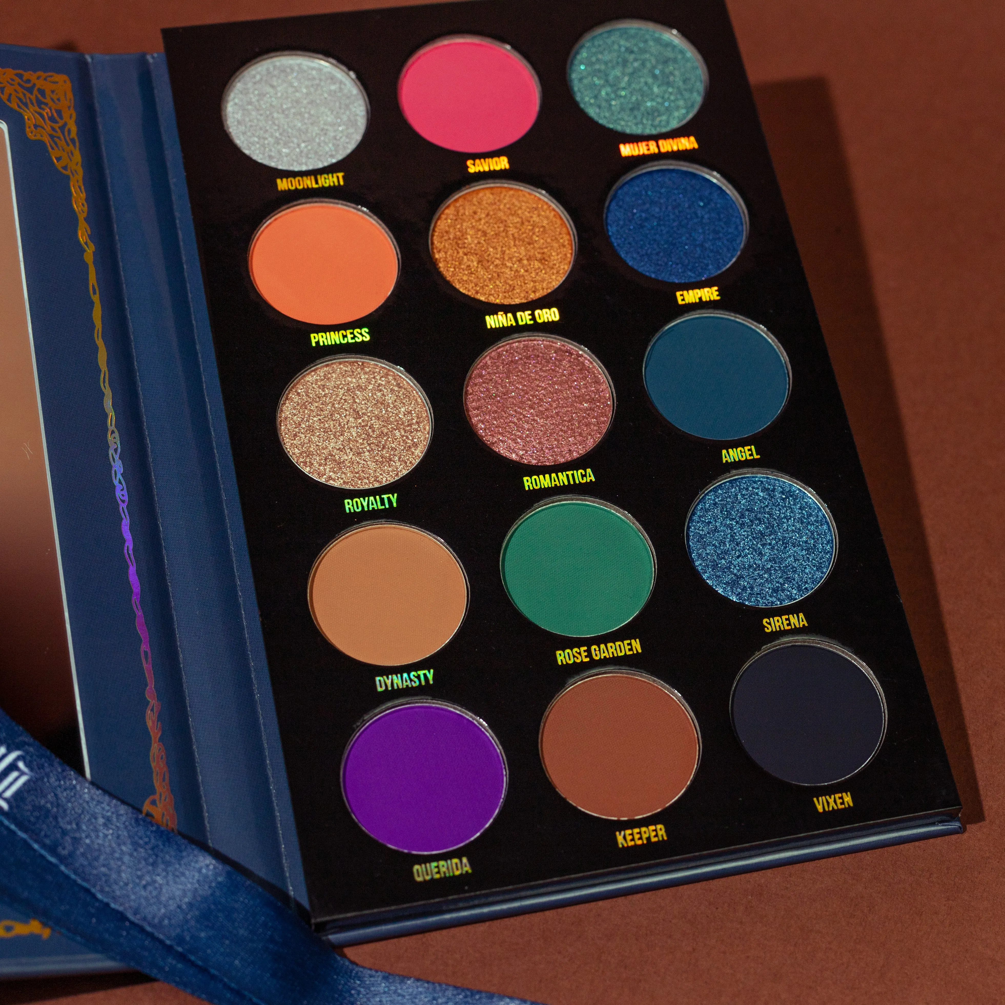 Divina Eyeshadow Palette - LOW STOCK