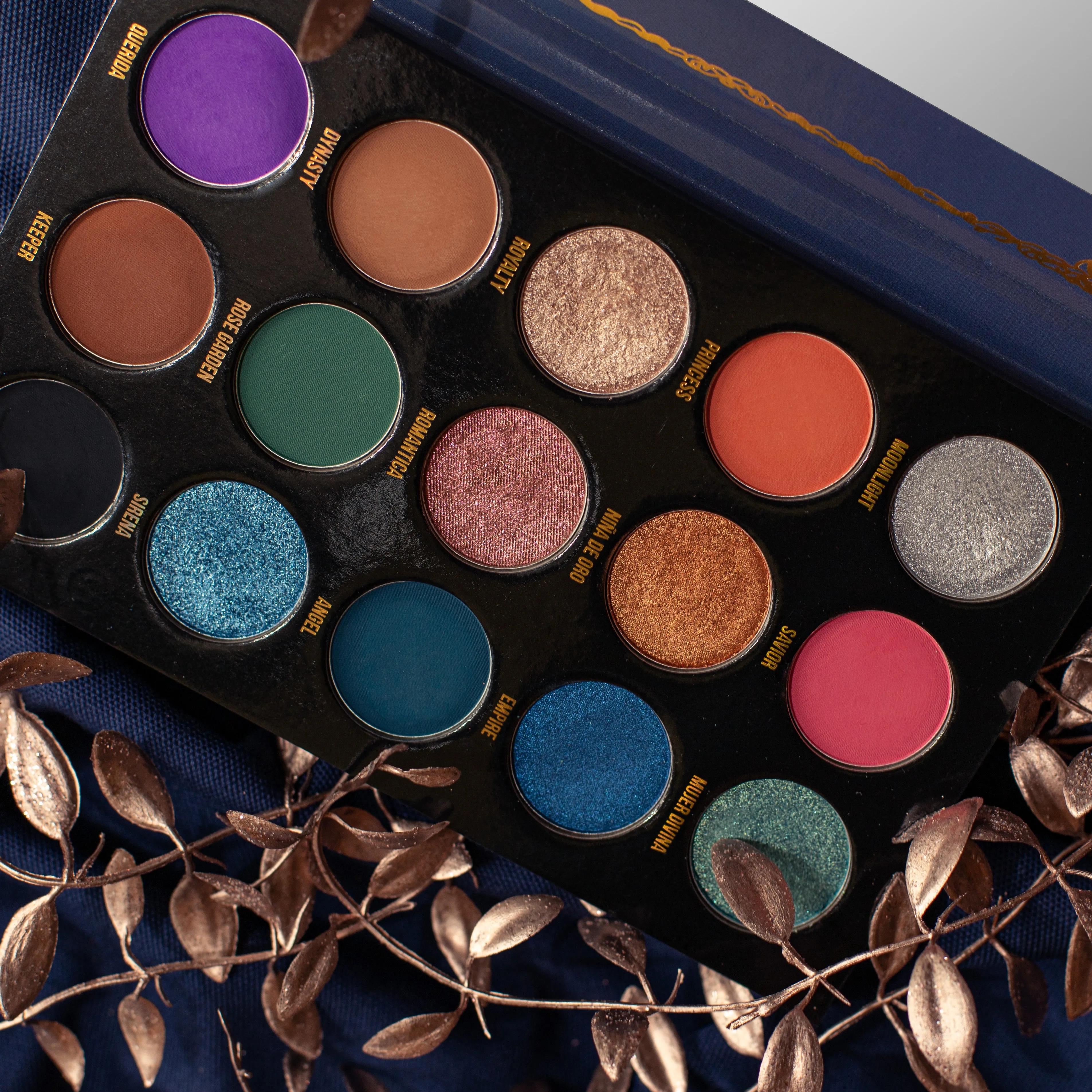 Divina Eyeshadow Palette - LOW STOCK