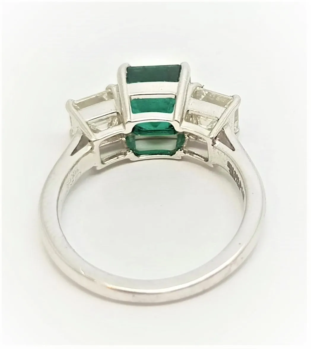Emerald and Diamond Ring in 18k White Gold  AD NO.-1963