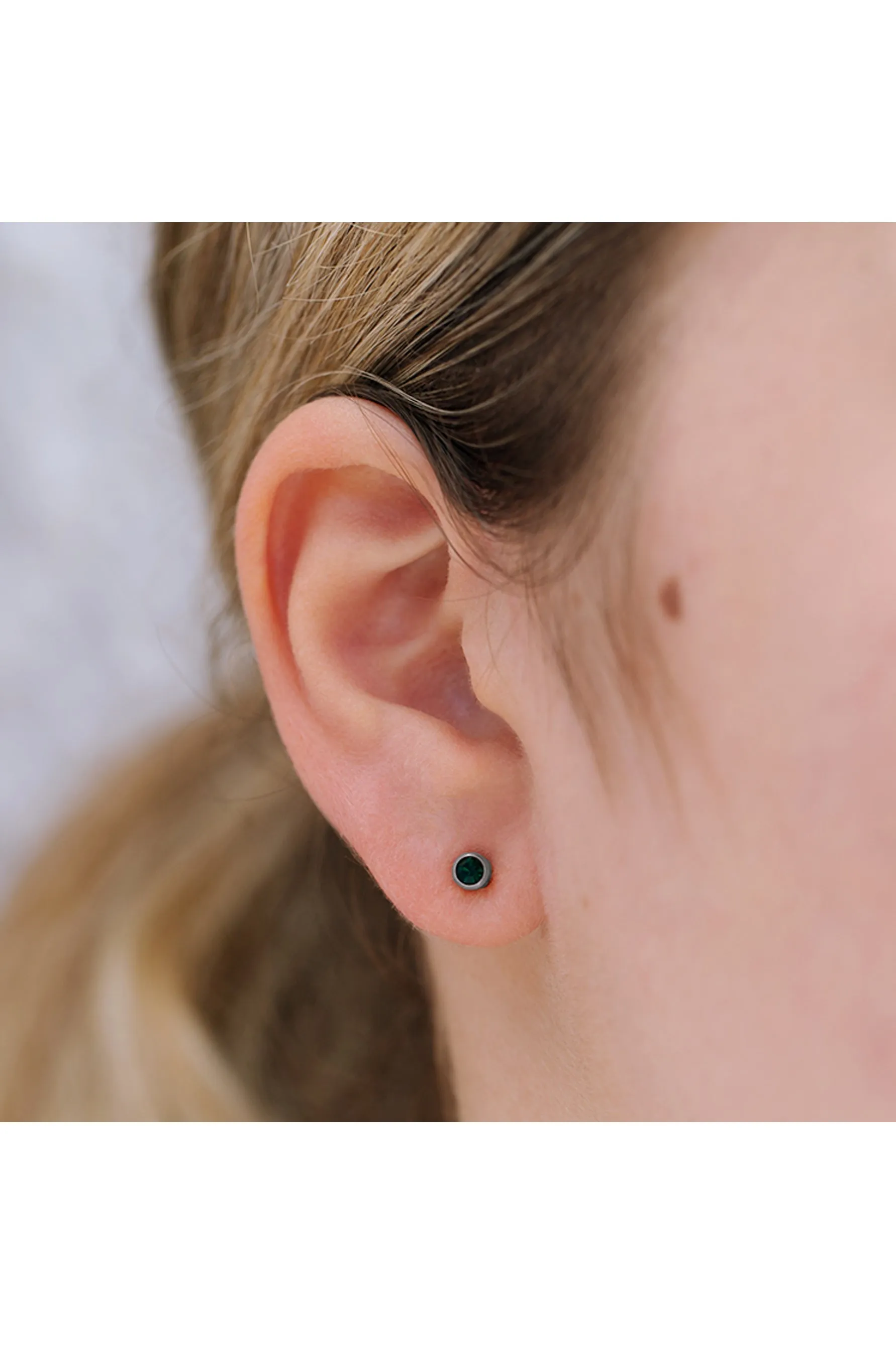EURO 51251 Dark Green Emerald Crystal May Birthstone Stainless Steel 4mm Studs