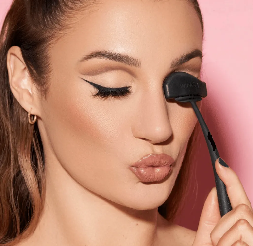 Eyeshadow Crease Line Application Toolkit