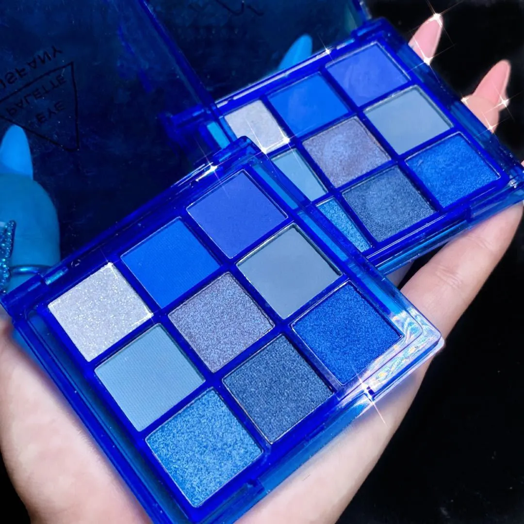 Eyeshadow electric blue