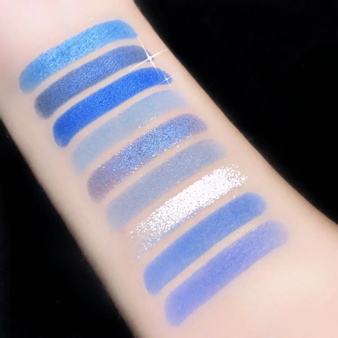 Eyeshadow electric blue
