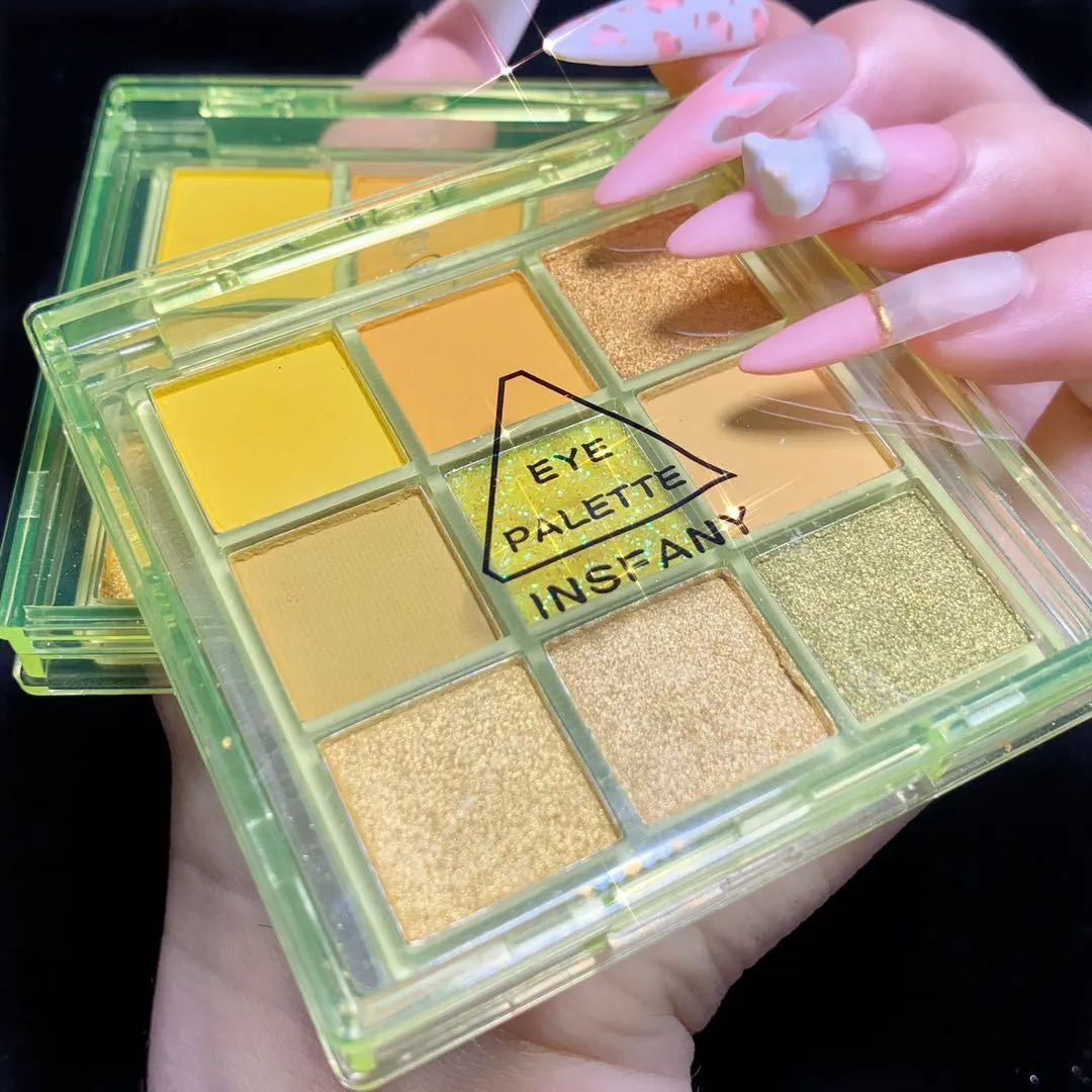 Eyeshadow electric yellow