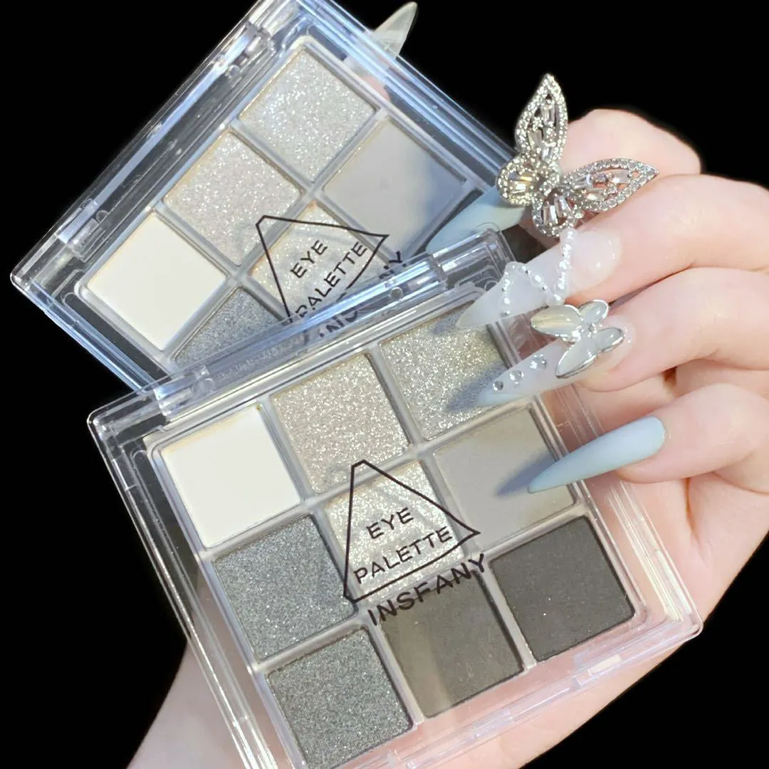 Eyeshadow gray