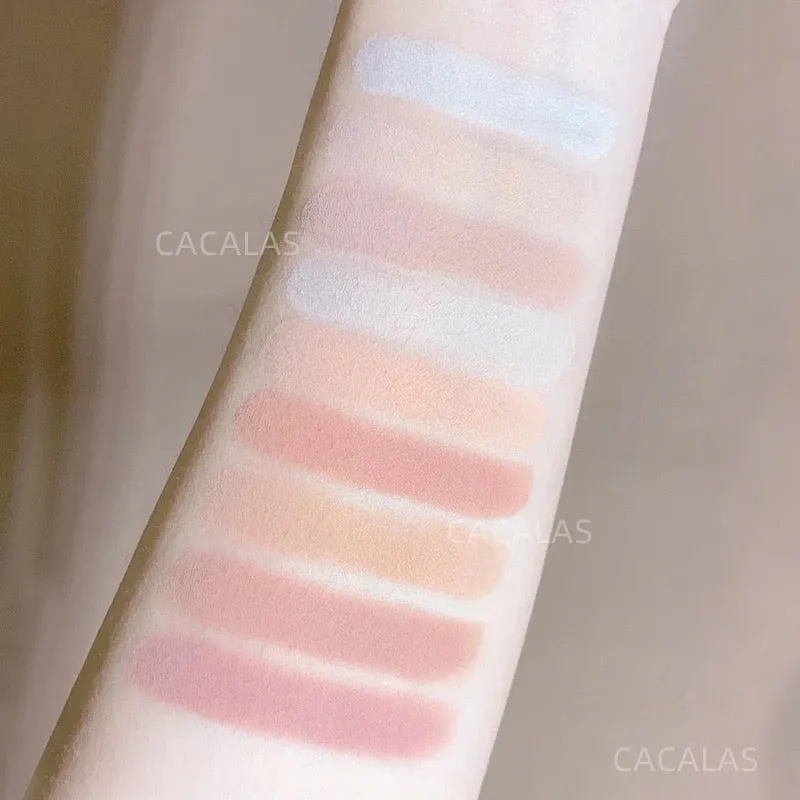 Eyeshadow light dust