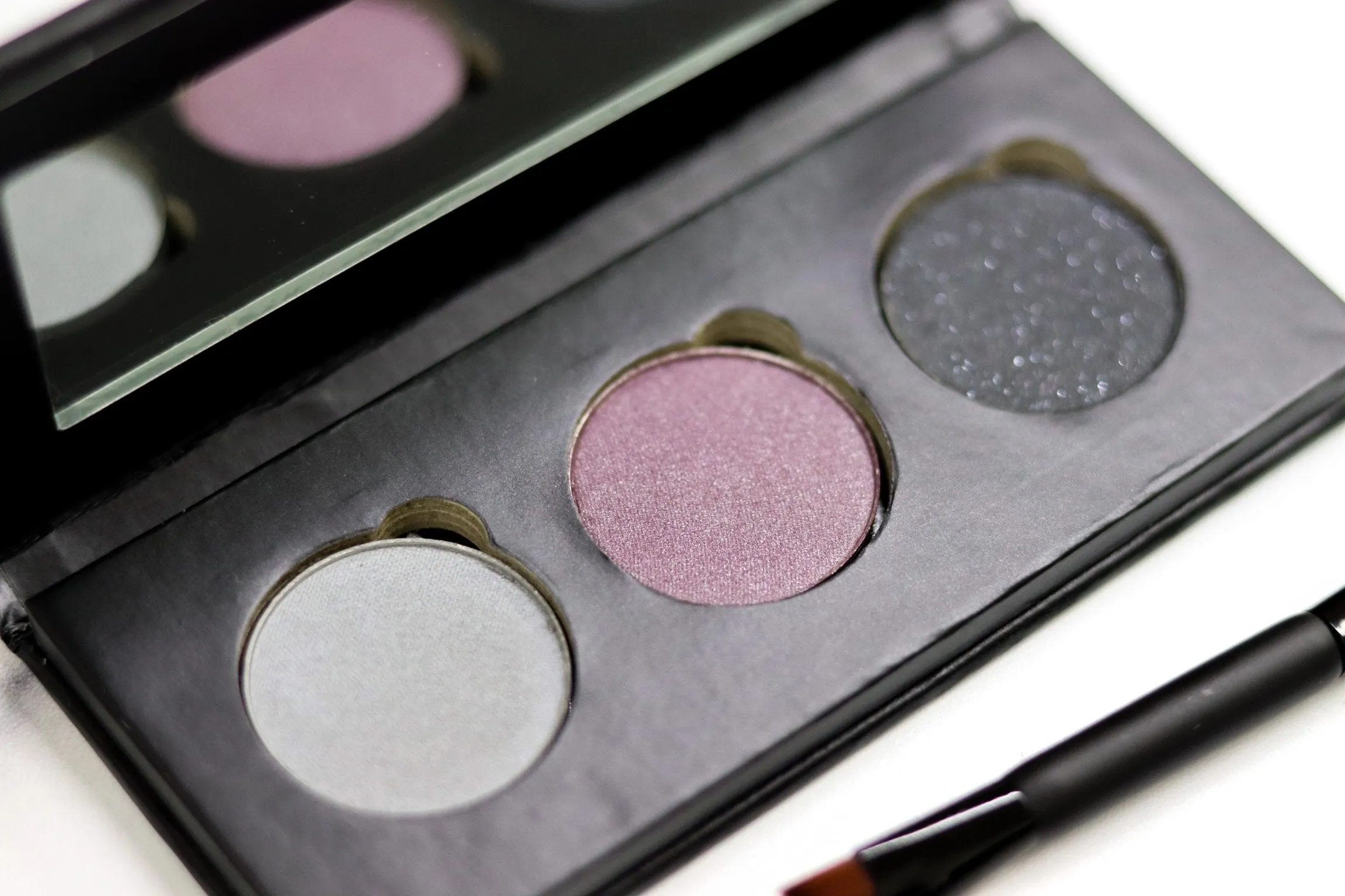 Eyeshadow Palette | mineral base   talc-free