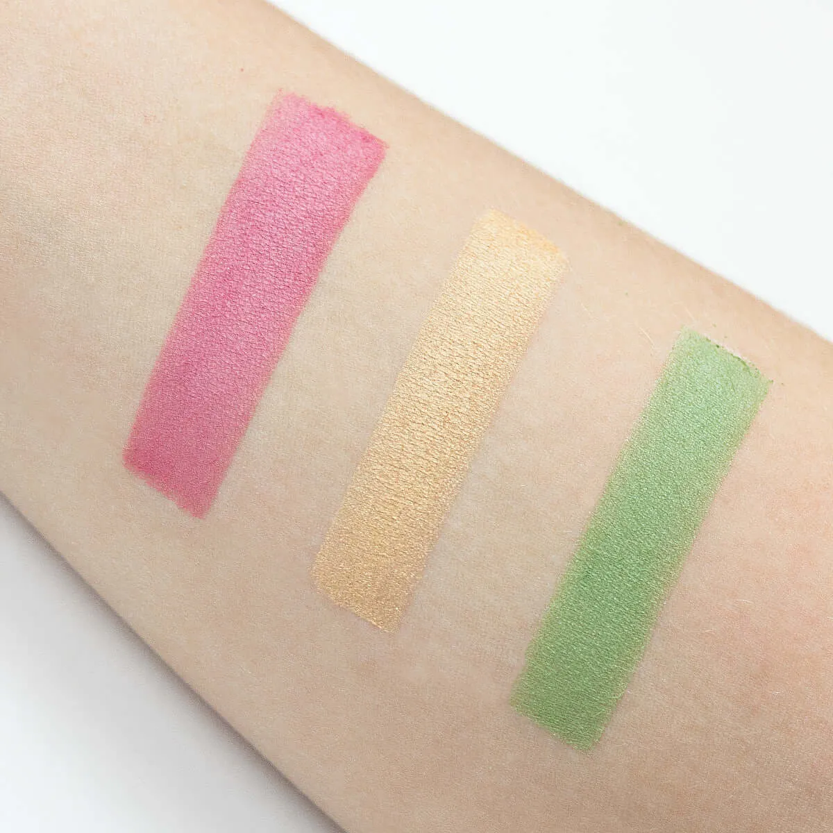 Eyeshadow Trio - Coqueteo