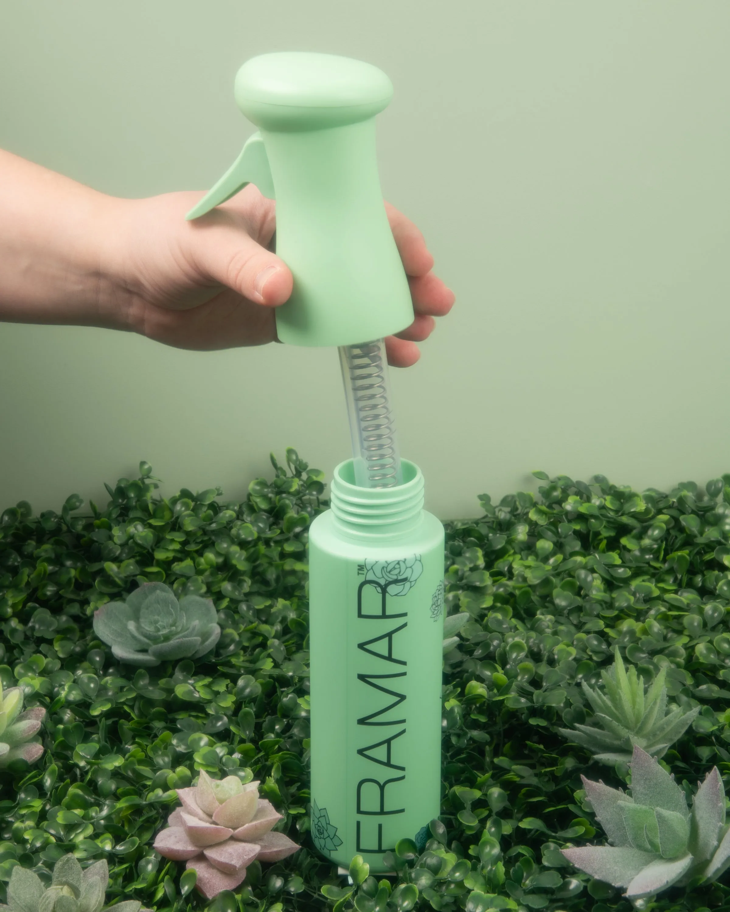 Framar Plant Mom Myst Assist Spray Bottle