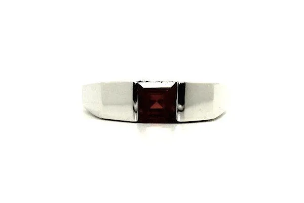 Garnet Unisex Flat Ring