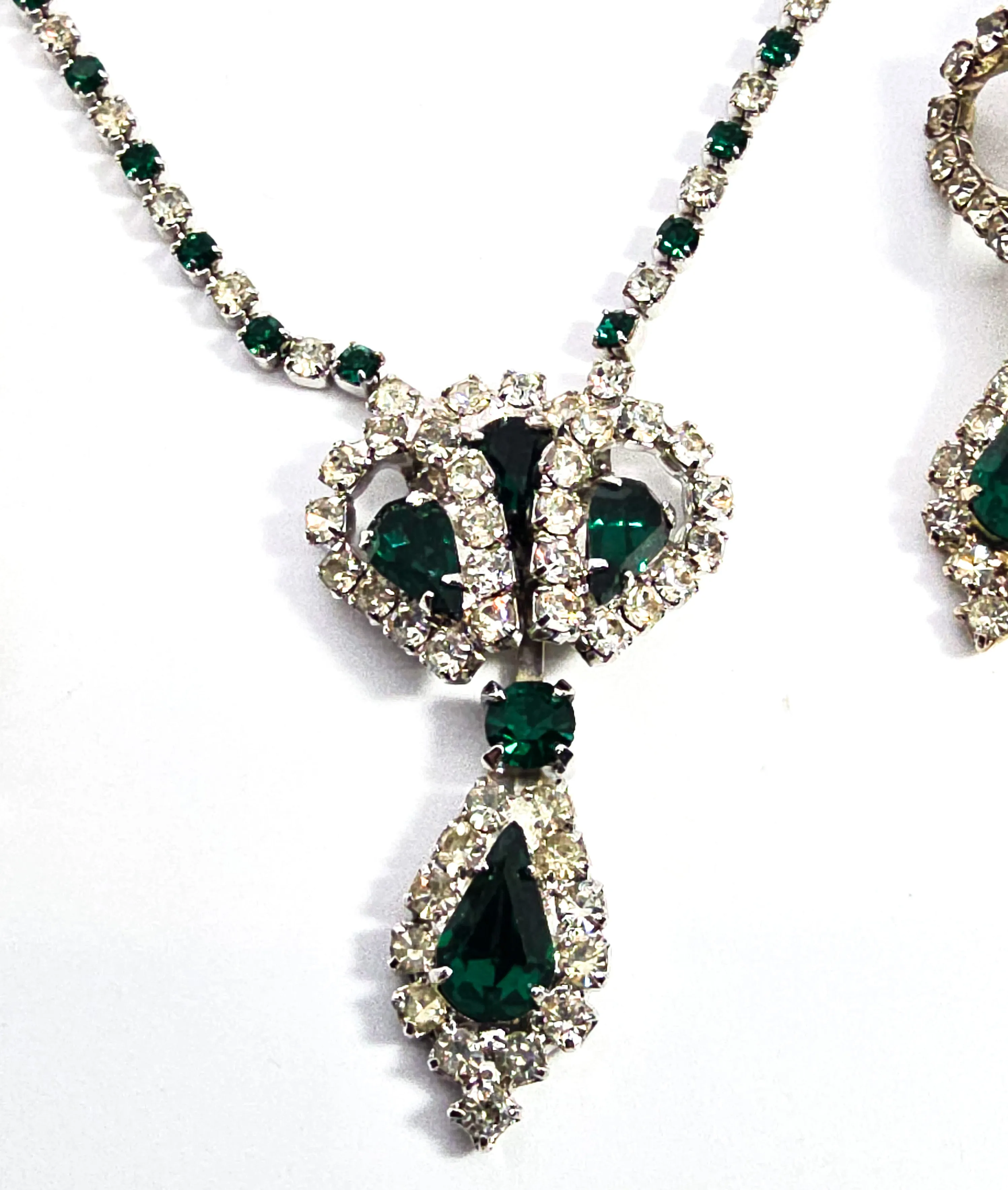Green rhinestone pear cut vintage halo necklace and clip on earrings demi parure set