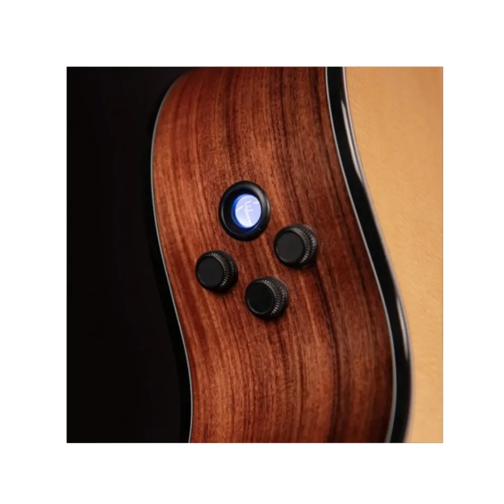GUITARRA ELECTROACUSTICA CORT CON CUERDAS DE NYLON GOLD OC8 NATURAL LACADA CON ESTUCHE