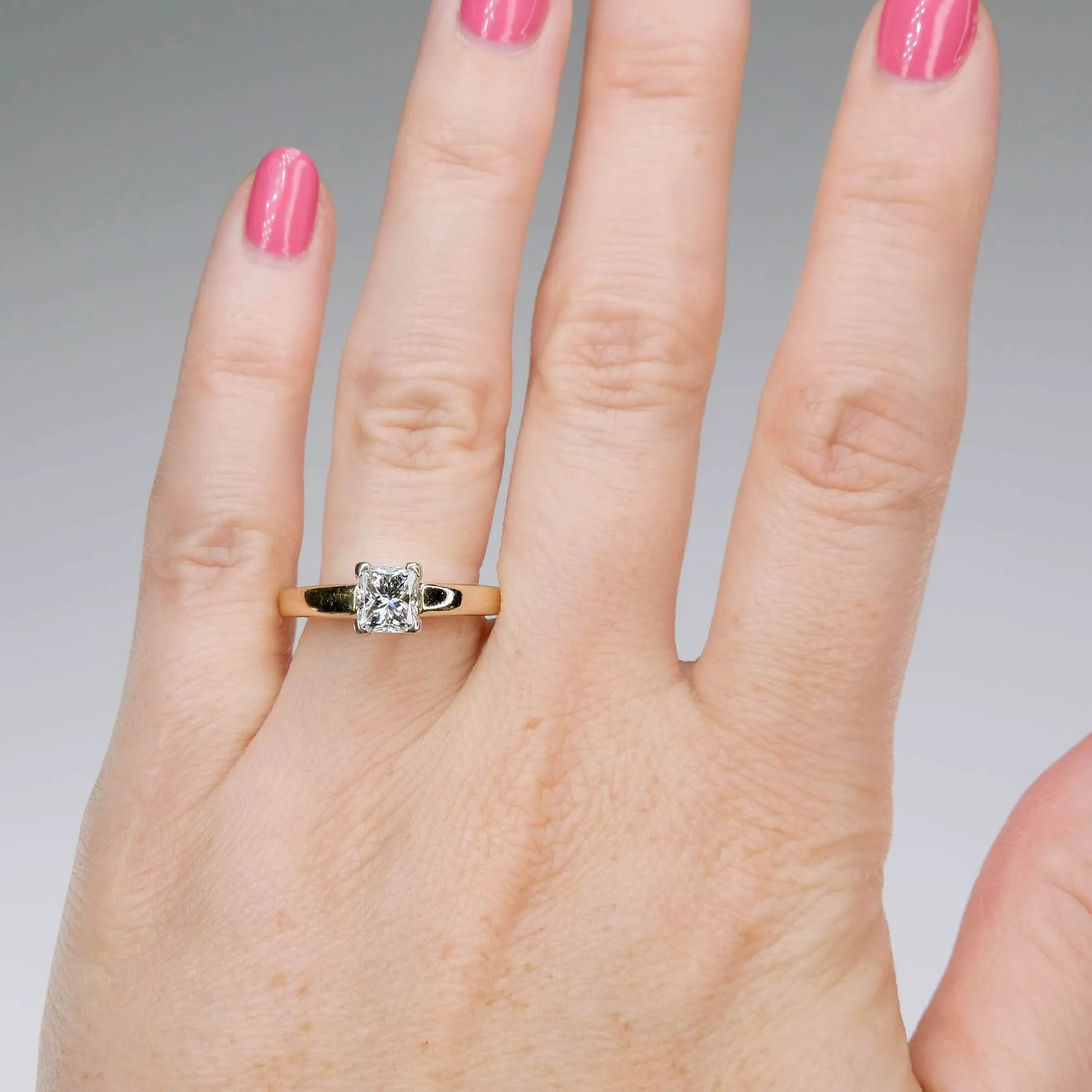 IGI 1.04ct VVS2/I Princess Diamond Solitaire Engagement Ring in 14K Gold
