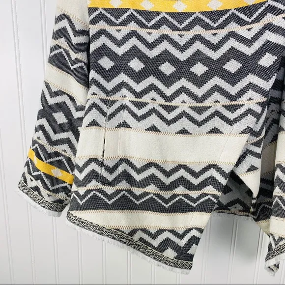 Jack by BB Dakota Aztec / Tribal Open Cardigan Small Cream