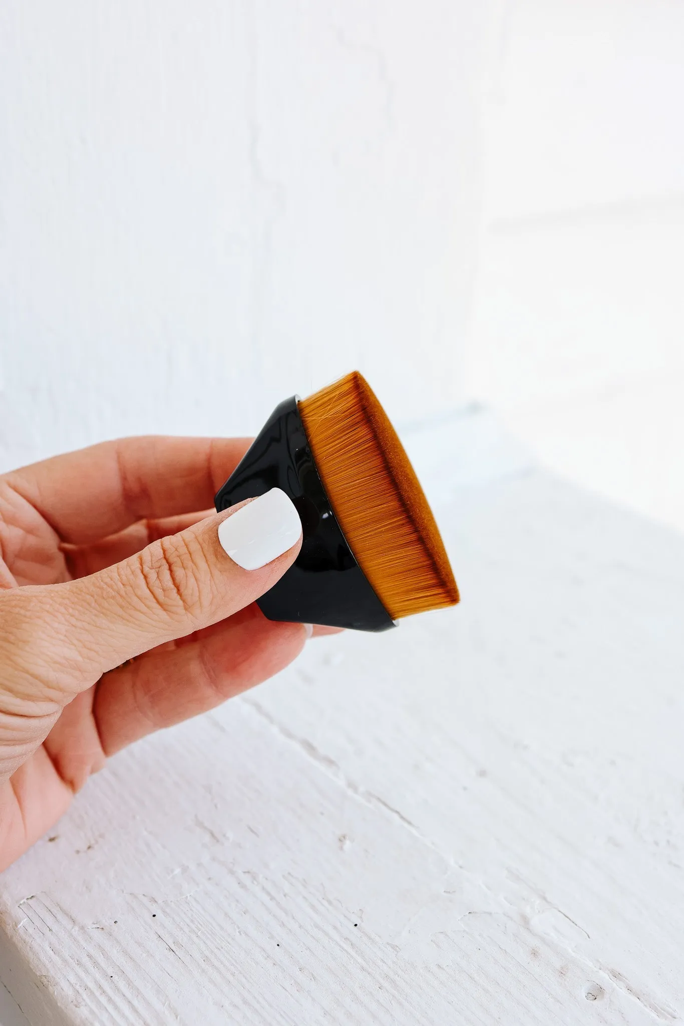 Kabuki Body Brush