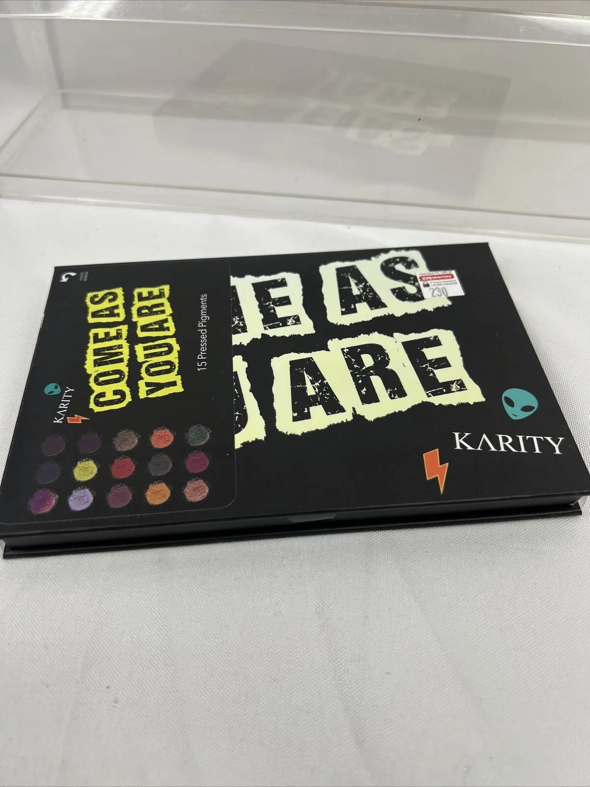 Karity Eyeshadow Palette Come as You Are 15 Matte Shimmer Pressed Pigments