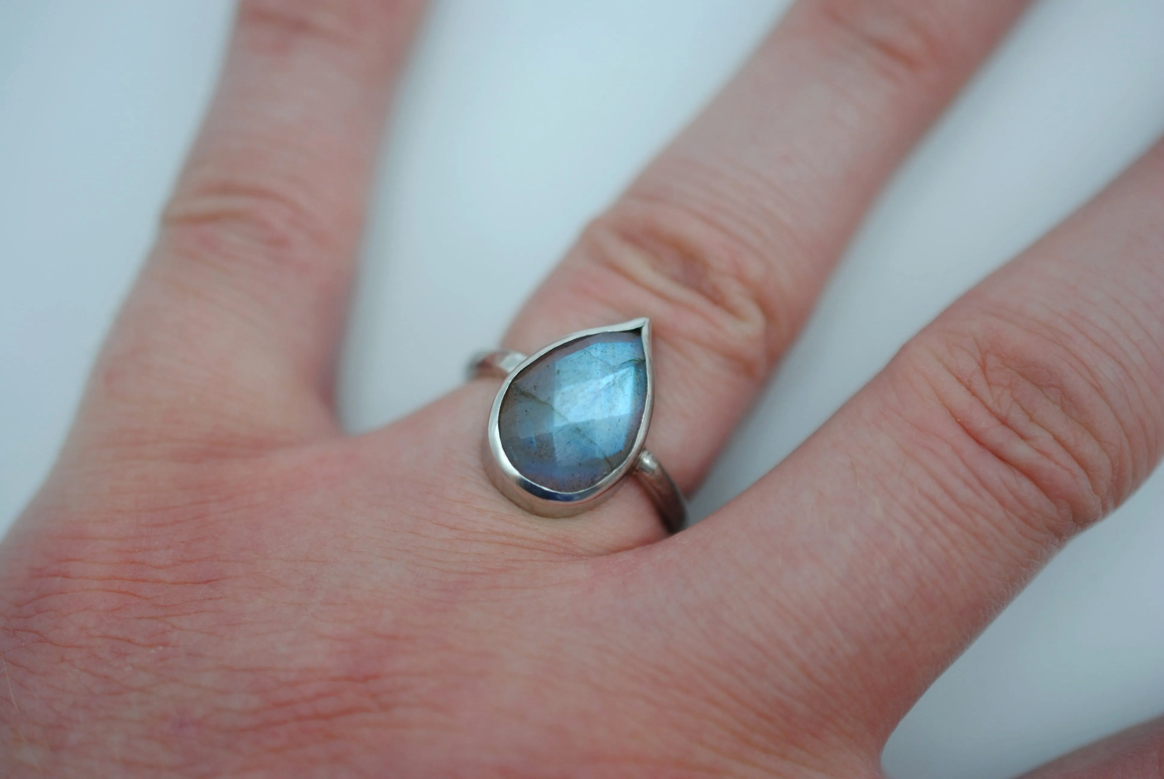 Labradorite Silver Textured Band with Bezel Setting Ring