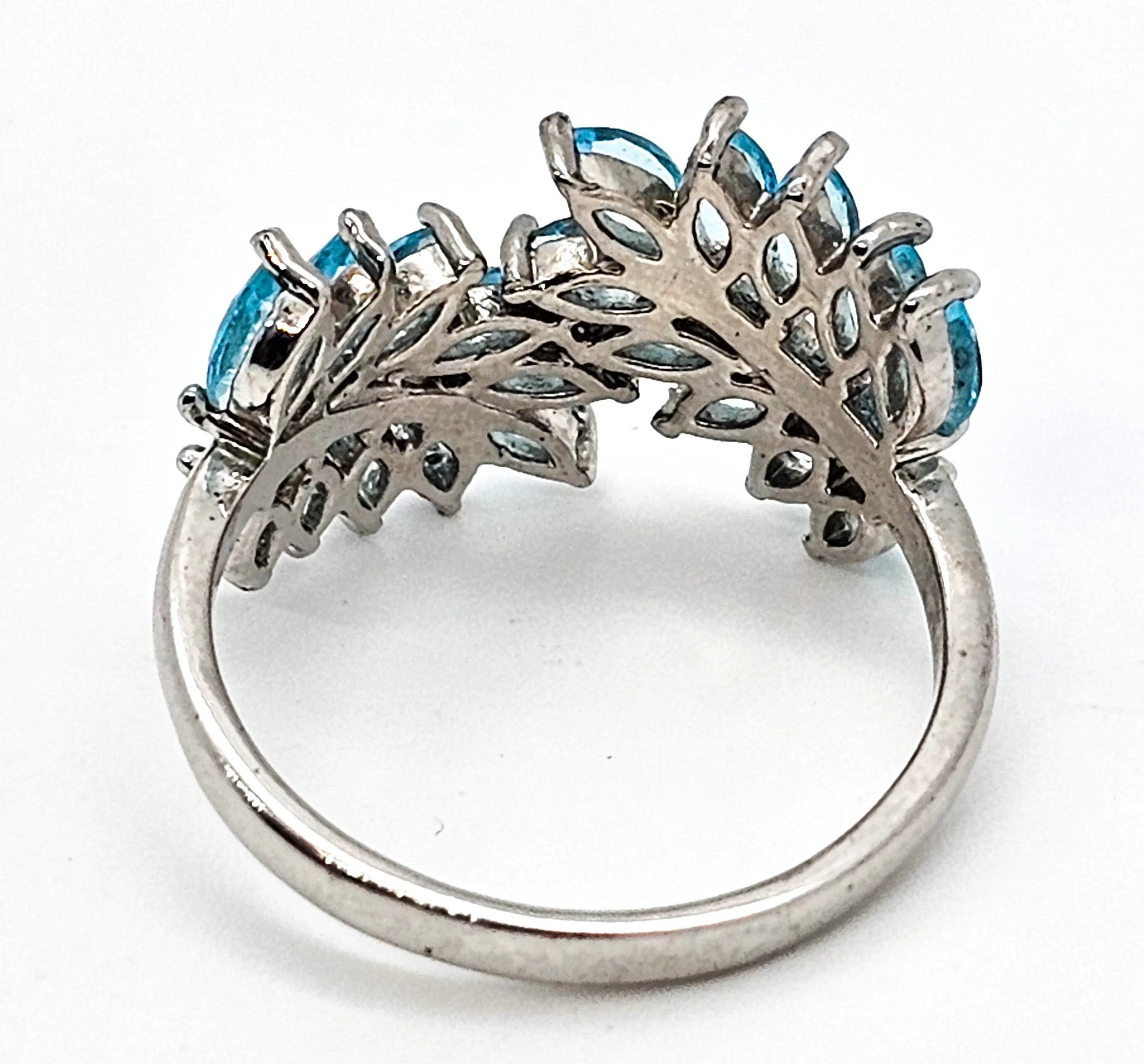 Light Blue Zircon Sterling silver leaf ring size 10