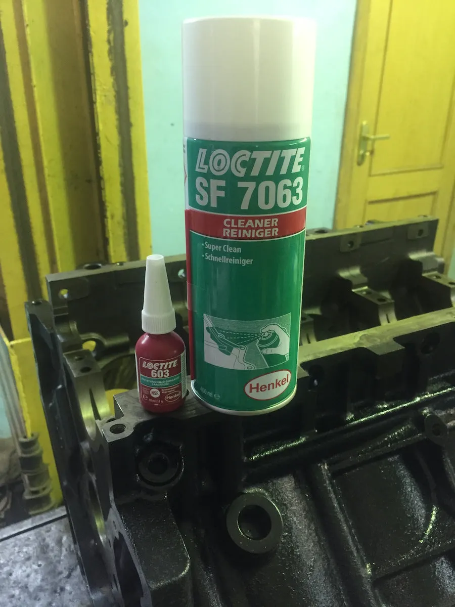 LOCTITE SF 7063 Super Clean Spray Cleaner 400ml Heavy Duty Solvent Base Parts Cleaner