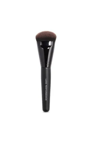 LUXE PERFORMANCE BRUSH